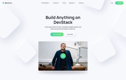 DevStack WordPress theme Home Page in Light Green Style